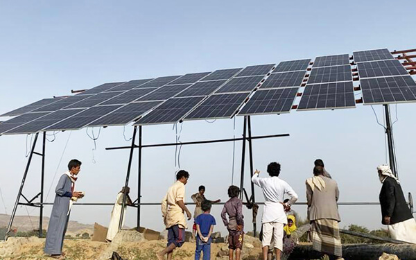 Onduleur de pompe solaire SI23 18KW au Yémen