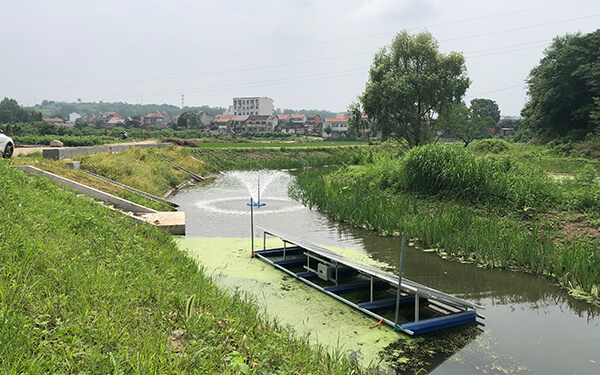 Onduleur de pompe solaire de 2,2 kW à Hubei, Chine