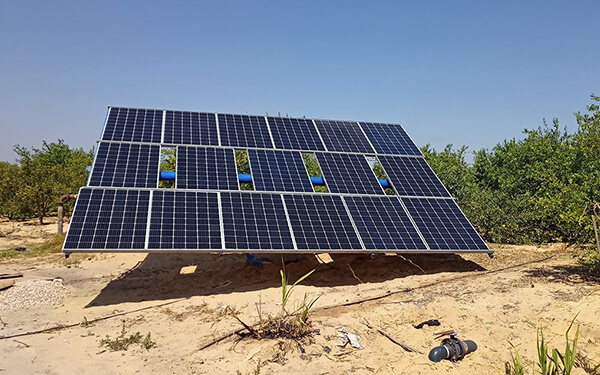 Onduleur de pompe à eau solaire de 7,5 kW à Assouan, Égypte